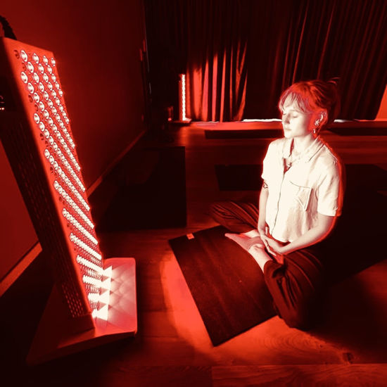 Bild på Spicy Vinyasa med RÖDLJUS - Varberg - Tors 17:30-18.45 - start v 4